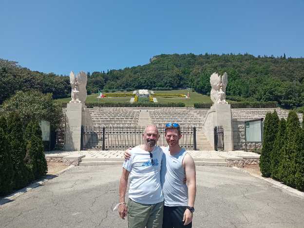 Questa immagine ha l'attributo alt vuoto; il nome del file è monte-cassino-battlefield-tours-nefiews-veteran.jpg