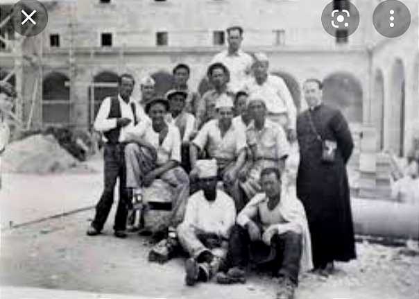 The rebuilding of Monte Cassino Abbey the workers' group picture